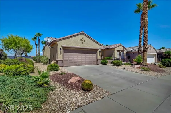 Property Slideshow image 3 of 65 | 2544 leighton ave, Henderson, NV, 89052