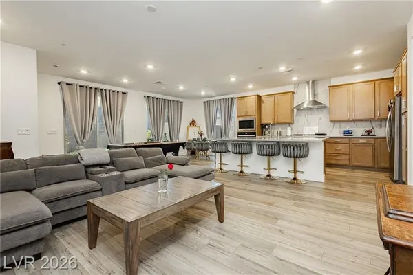 Property Slideshow image 2 of 37 | 10135 carmine clay dr, Las Vegas, NV, 89143