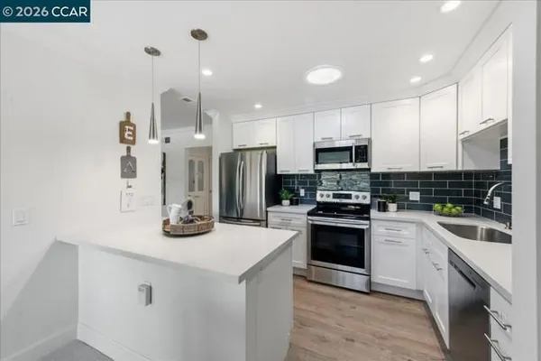 Property Slideshow image 2 of 56 | 1217 leisure ln 5, Walnut Creek, CA, 94595