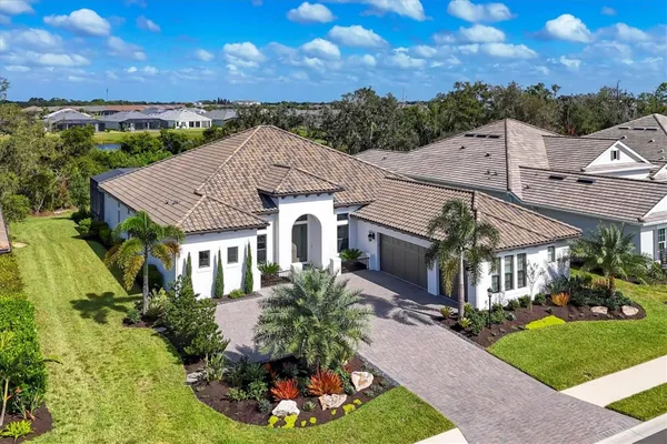 Property Slideshow image 2 of 66 | 15107 derna ter, Lakewood Ranch, FL, 34211