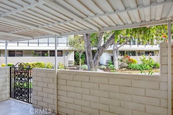 Property Slideshow image 3 of 25 | 2347 via mariposa b, Laguna Woods, CA, 92637