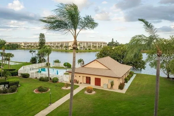 Property Slideshow image 2 of 2 | 4135 lake bayshore dr 504, Bradenton, FL, 34205