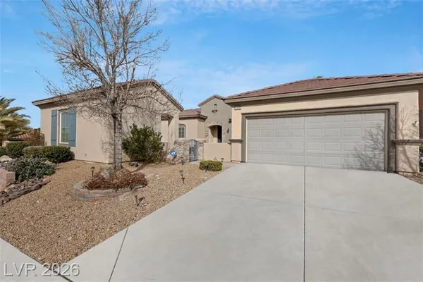 Property Slideshow image 3 of 40 | 2408 black river falls dr, Henderson, NV, 89044