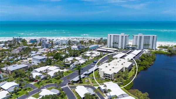 Property Slideshow image 3 of 71 | 101 whispering sands dr 301, Sarasota, FL, 34242