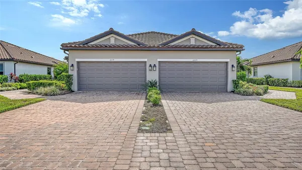 Property Slideshow image 2 of 87 | 6223 plateau ct, Bradenton, FL, 34203
