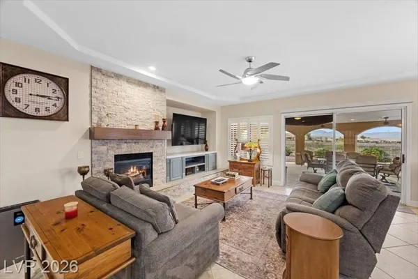 Property Slideshow image 3 of 55 | 2043 colvin run dr, Henderson, NV, 89052