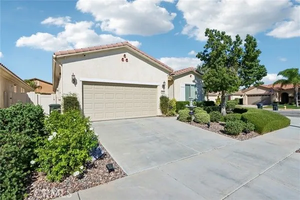 Property Slideshow image 3 of 72 | 1450 corte alamonte, Hemet, CA, 92545
