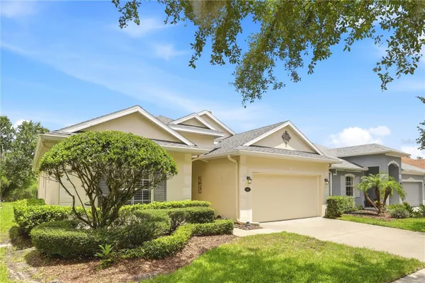 Property Slideshow image 2 of 47 | 401 heron point way, Deland, FL, 32724