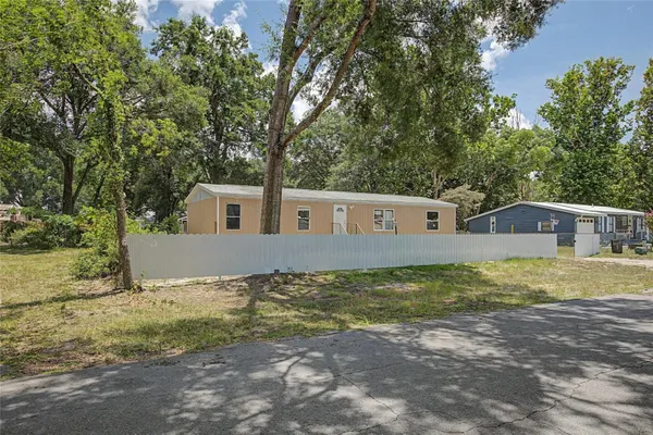 Property Slideshow image 3 of 12 | 6944 sw 85th pl, Ocala, FL, 34476
