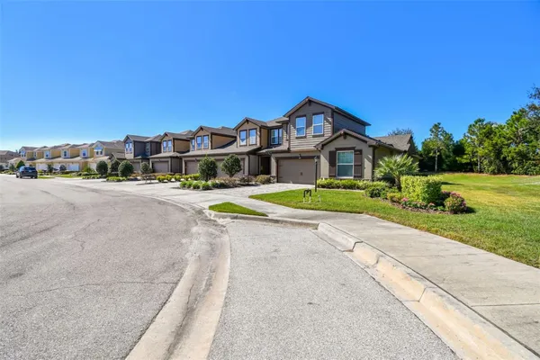 Property Slideshow image 2 of 96 | 5212 blossom cv, Bradenton, FL, 34211