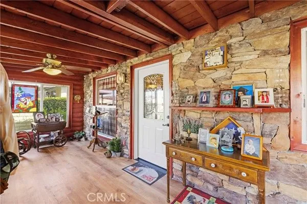 Property Slideshow image 3 of 51 | 19120 avenue of the oaks a, Newhall, CA, 91321