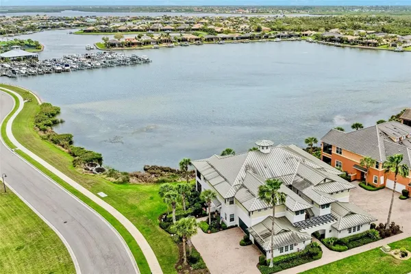 Property Slideshow image 2 of 62 | 1151 riverscape st 1151, Bradenton, FL, 34208