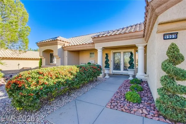 Property Slideshow image 2 of 60 | 9909 woodhouse dr, Las Vegas, NV, 89134