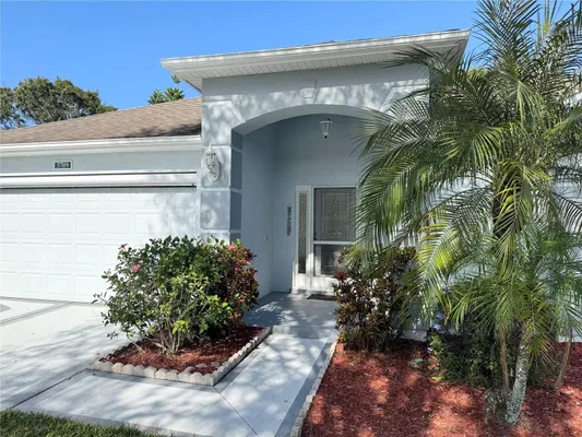 Property Slideshow image 3 of 52 | 3709 fairfield dr, Clermont, FL, 34711