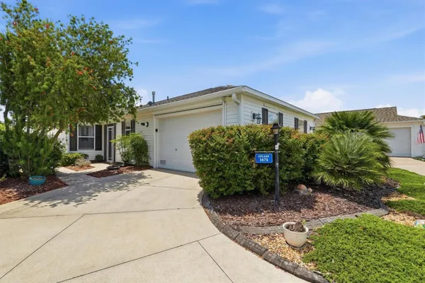 Property Slideshow image 2 of 49 | 1674 govan pl, The Villages, FL, 32162