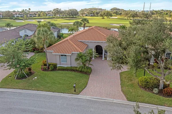 Property Slideshow image 3 of 37 | 3221 orangetree bnd, Fort Myers, FL, 33905
