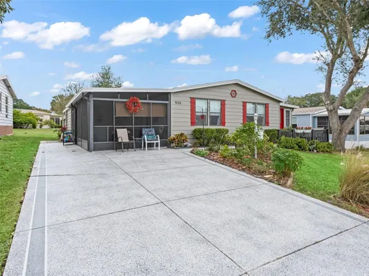 Property Slideshow image 2 of 31 | 928 oleander st, The Villages, FL, 32159