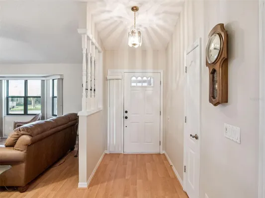 Property Slideshow image 2 of 62 | 21506 queen anne ct, Leesburg, FL, 34748