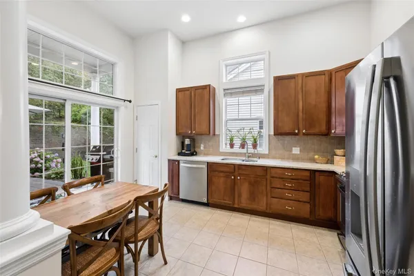 Property Slideshow image 3 of 29 | 228 sonata ct, Brookhaven, NY, 11941