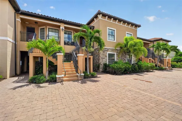 Property Slideshow image 3 of 100 | 12630 sorrento way 102, Bradenton, FL, 34211