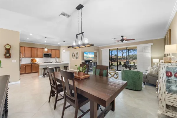 Property Slideshow image 3 of 54 | 7027 quiet creek dr, Bradenton, FL, 34212