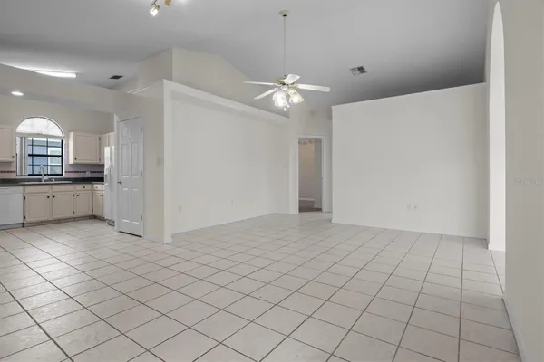 Property Slideshow image 2 of 26 | 6325 egret dr, Lakeland, FL, 33809