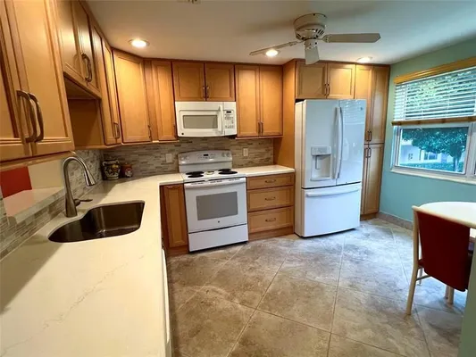 Property Slideshow image 3 of 34 | 3102 portofino pt o2, Coconut Creek, FL, 33066