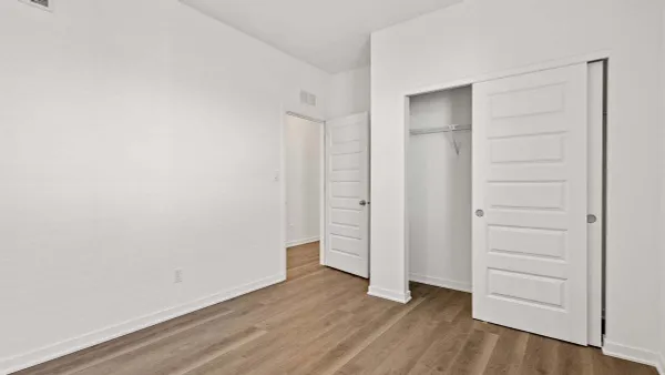 Property Slideshow image 3 of 25 | 17539 w windemere cir, Lockport, IL, 60441