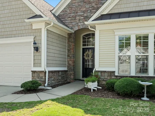 Property Slideshow image 3 of 38 | 26444 sandpiper ct, Fort Mill, SC, 29707