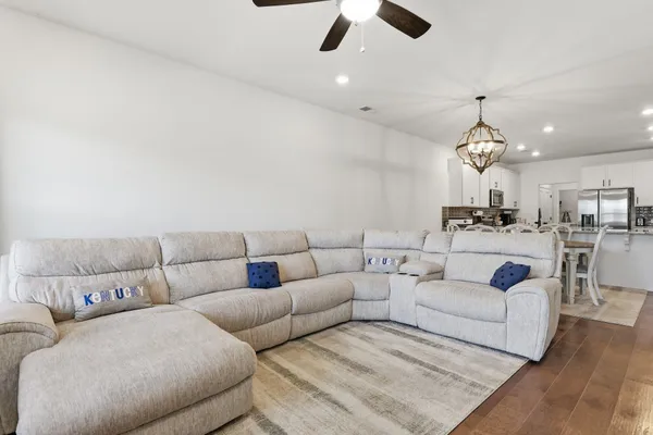 Property Slideshow image 3 of 36 | 1576 cedarbrooke ln, Lebanon, TN, 37090