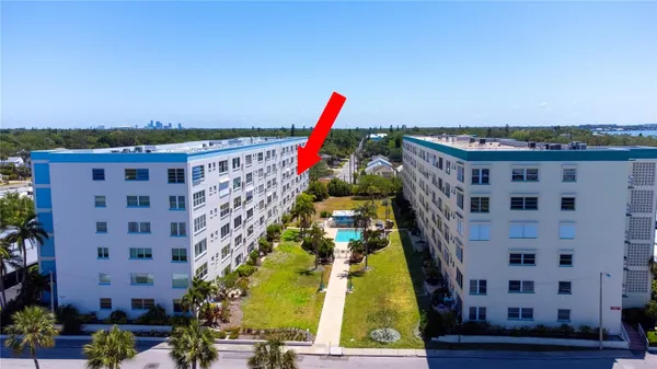 Property Slideshow image 2 of 57 | 2850 59th st 205, Gulfport, FL, 33707