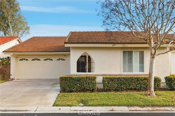 Property Slideshow image 3 of 39 | 27880 via sarasate, Mission Viejo, CA, 92692