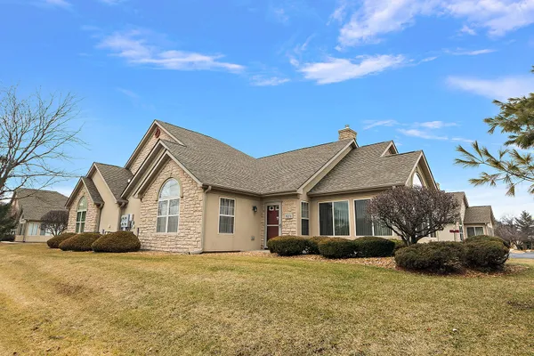 Property Slideshow image 2 of 42 | 18276 murphy cir, Tinley Park, IL, 60487