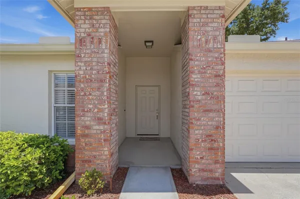 Property Slideshow image 3 of 34 | 9031 warwick ln 9031, New Port Richey, FL, 34655