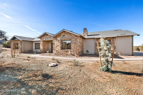 Property Slideshow image 2 of 49 | 15350 n tyler ave, Prescott, AZ, 86305