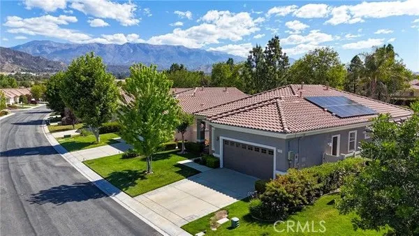 Property Slideshow image 3 of 42 | 1732 sarazen st, Beaumont, CA, 92223