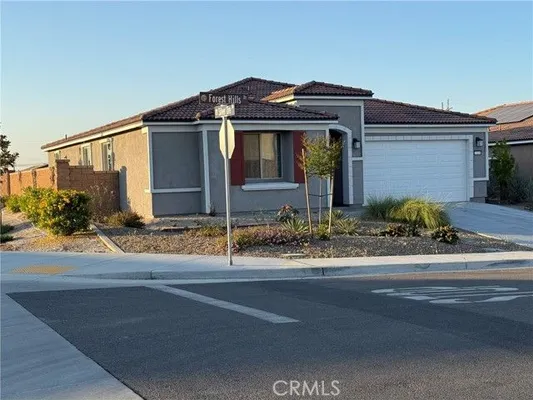 Property Slideshow image 3 of 10 | 25140 forest hills dr, Menifee, CA, 92585