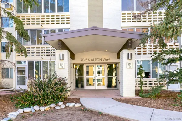 Property Slideshow image 3 of 45 | 705 s alton way 11a, Denver, CO, 80247