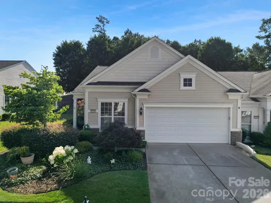 Property Slideshow image 2 of 42 | 1028 sweetleaf dr, Fort Mill, SC, 29707