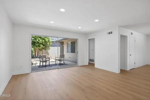 Property Slideshow image 3 of 48 | 151 w bay blvd, Port Hueneme, CA, 93041