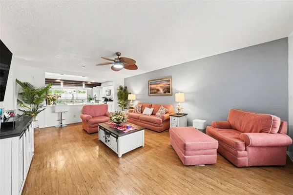 Property Slideshow image 3 of 31 | 2284 philippine dr 69, Clearwater, FL, 33763