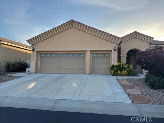 Property Slideshow image 2 of 30 | 10030 el dorado st, Apple Valley, CA, 92308
