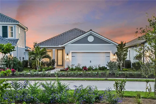 Property Slideshow image 2 of 20 | 2964 heritage pines dr, Fort Myers, FL, 33905