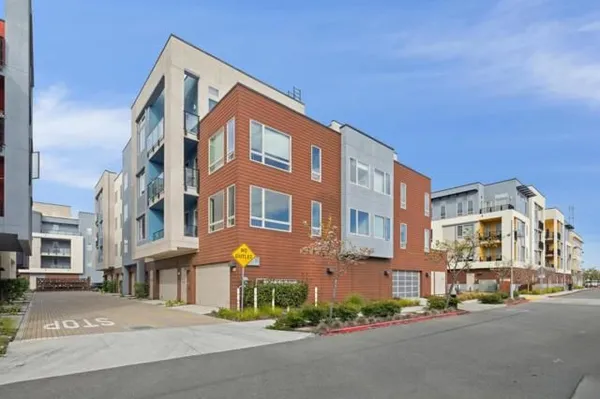 Property Slideshow image 3 of 71 | 1058 foster square ln 204, Foster City, CA, 94404