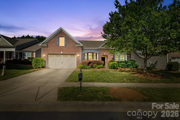 Property Slideshow image 2 of 48 | 8720 artesa mill ln, Charlotte, NC, 28214