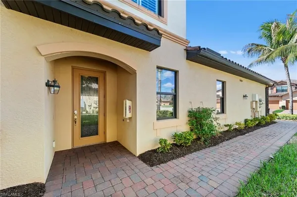 Property Slideshow image 3 of 50 | 28021 cookstown ct 3601, Bonita Springs, FL, 34135