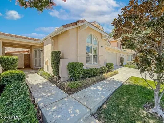 Property Slideshow image 2 of 31 | 2037 freesia ave, Simi Valley, CA, 93063