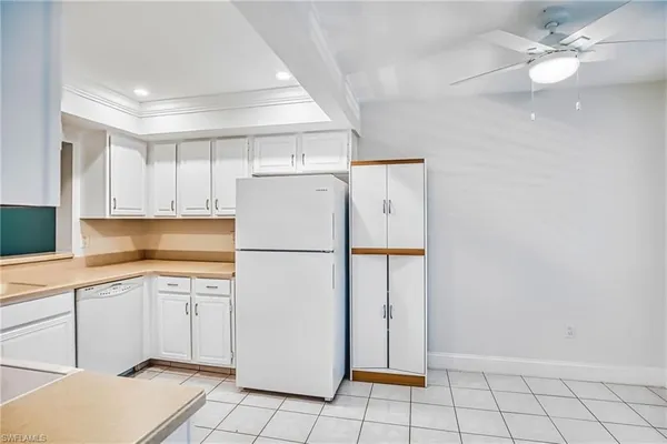 Property Slideshow image 3 of 50 | 7430 lake breeze dr 203, Fort Myers, FL, 33907
