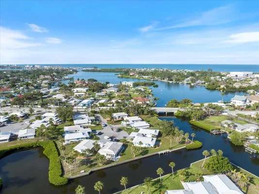 Property Slideshow image 2 of 47 | 107 clipper way # 107, Nokomis, FL, 34275