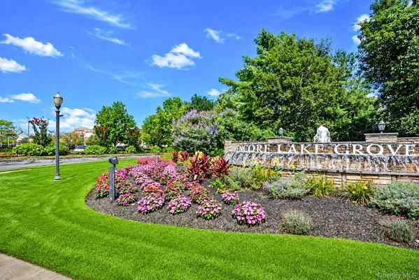 Property Slideshow image 2 of 46 | 14 concerto dr, Brookhaven, NY, 11755